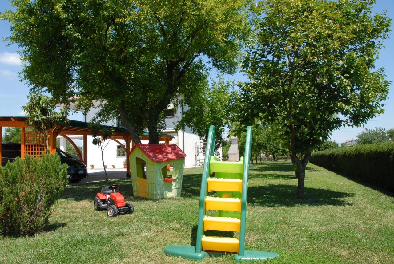 Agriturismo Il Melograno Tessera Exterior foto