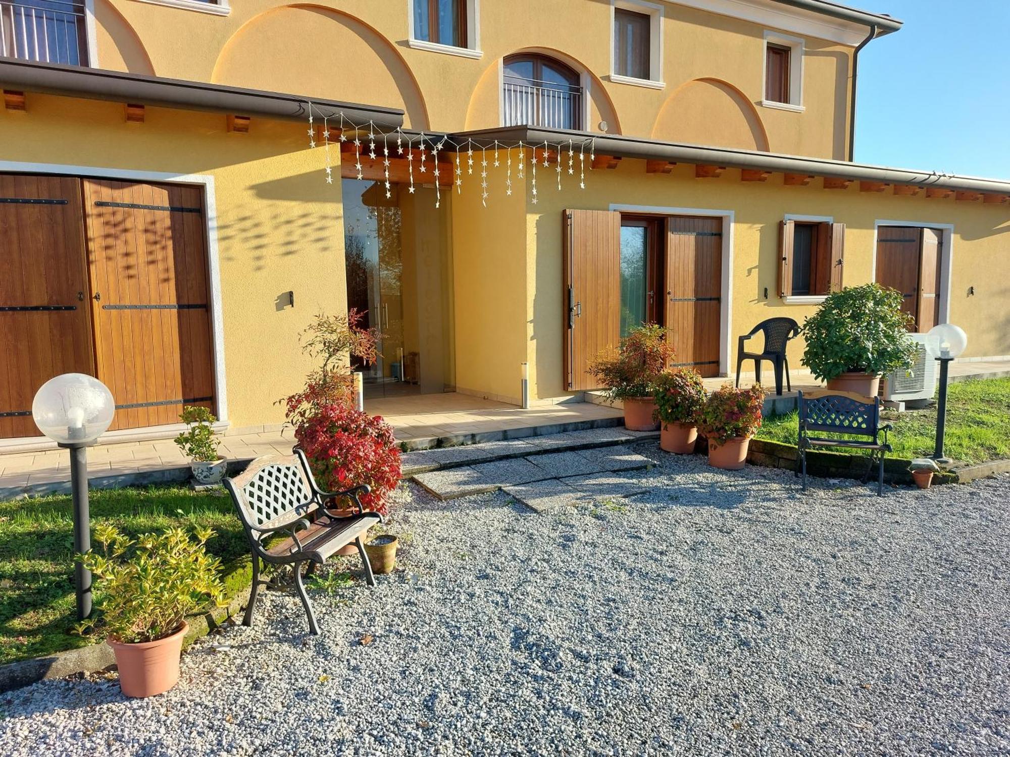 Agriturismo Il Melograno Tessera Exterior foto
