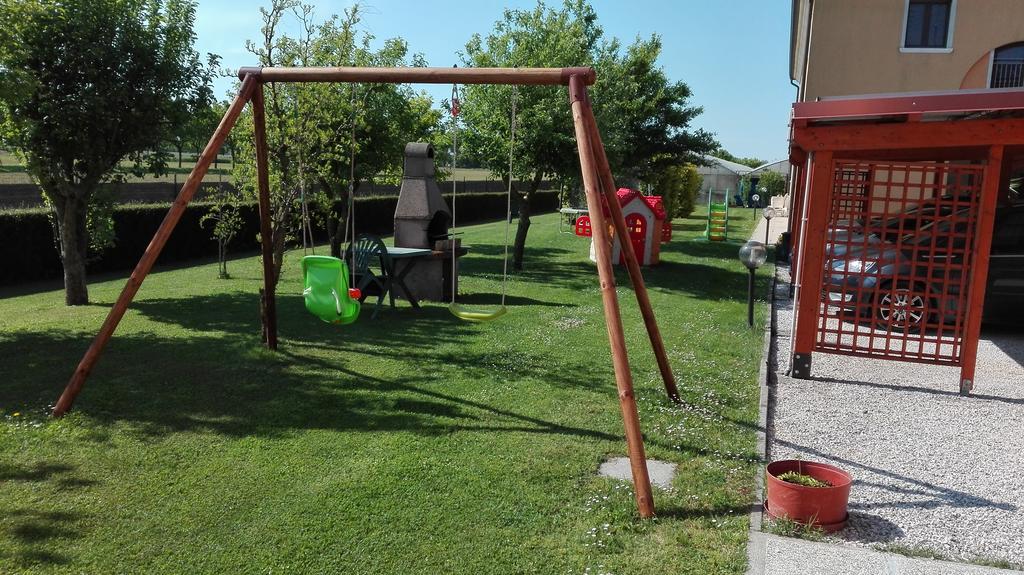 Agriturismo Il Melograno Tessera Exterior foto